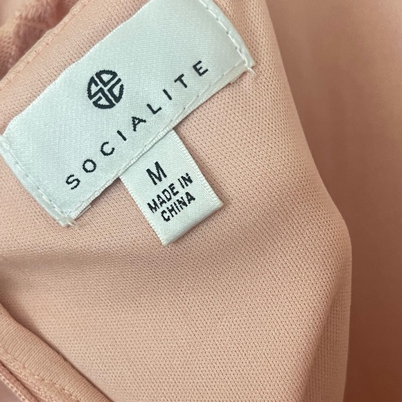 Socialite Embroidered Maxi Dress - Picture 16 of 16